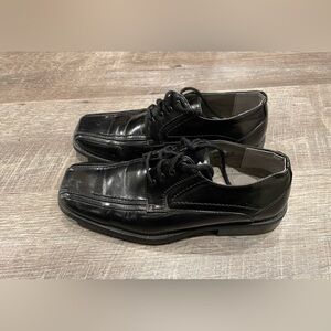 Stacy Adams boy black dress shoes lace up size 5